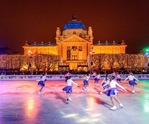 Zagreb Art Pavilion ice skaters