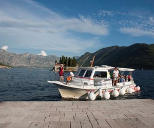 Boat ride to Lady of the Rocks Islet
