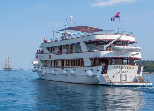 Island Hopping Cruise from Dubrovnik - MS Splendid