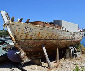 Old boat reconstruction, Mali Losinj