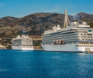 Cruise ships docked in Dubrovnik