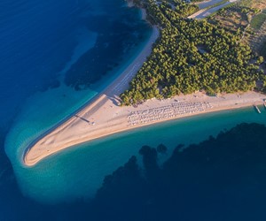 Golden Cape beach, Brac island