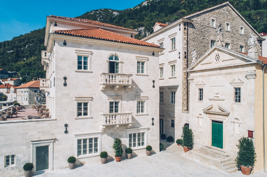 Heritage Grand Perast