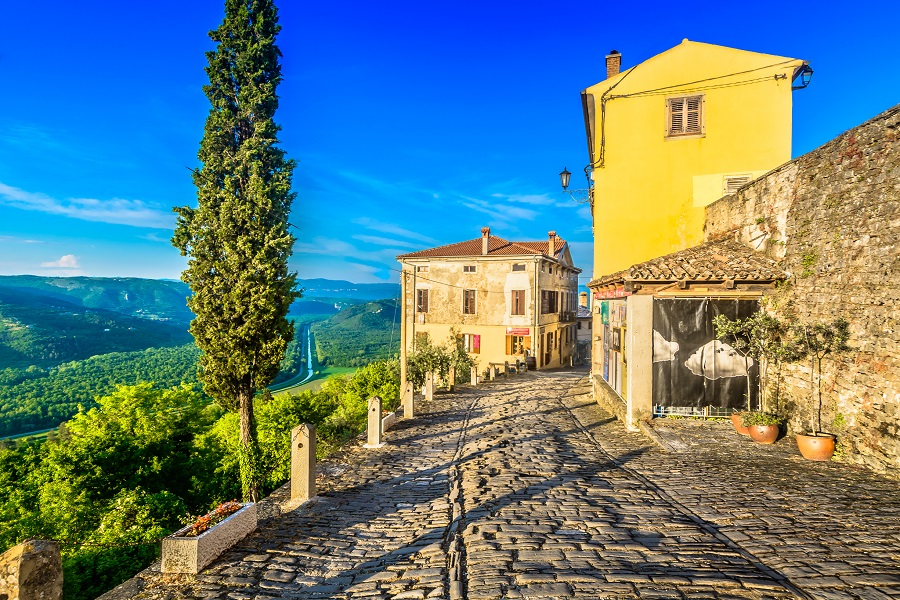 Motovun street